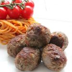 Beef meat-balls 1kg (5 x 200gr) (kant-en-klaar) (100% rundvlees) -2055