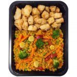 11. High Protein Meal Kipfilet chunks – Oriental rijst mix rode curry – 450g